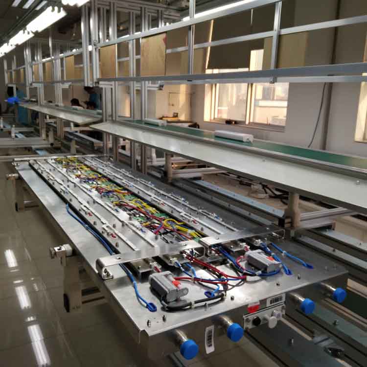 板状天线组装生产线