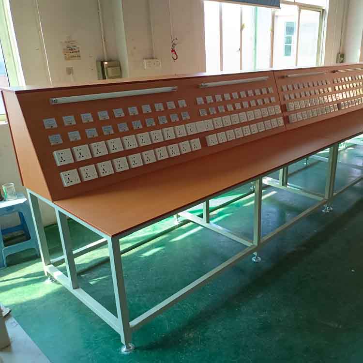 美容器材通电老化测试...